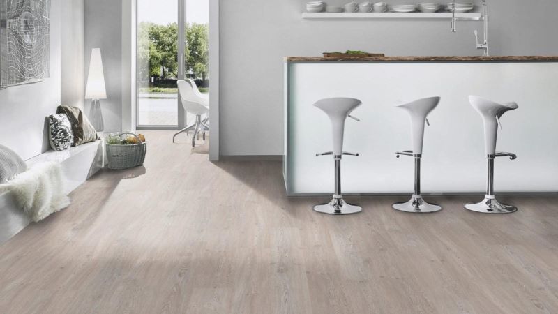 Ламинат Дуб Белый Масляный 33 класс "Krono original" Forte Classic 5552 oak (1285*192*8 мм) — купить в Барнауле